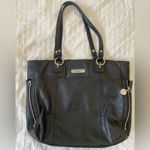 COACH- Gallery East West Leather Tote, black/silver